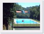 9.- Helicoptero y piscina